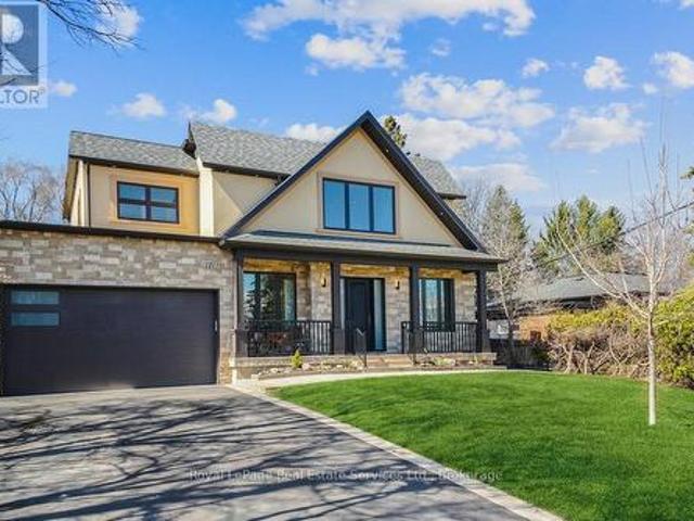 1211 Pinegrove Road, Oakville Wo West, ON, L6L 2W8 Luxury House for sale | Listing ID W12007 | Royal LePage Carriage Trade Luxury Properties