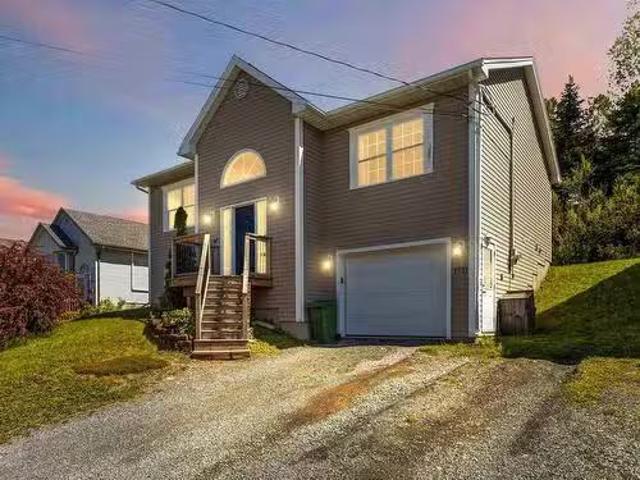 1211 Sackville Drive, Middle Sackville, NS, B4E 3G1 house fo.