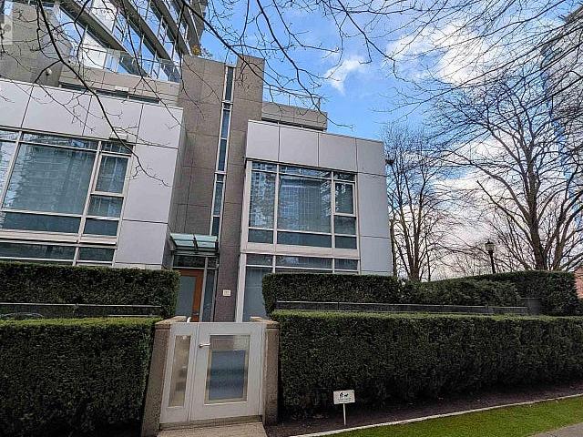 1211 W Cordova Vancouver, British Columbia