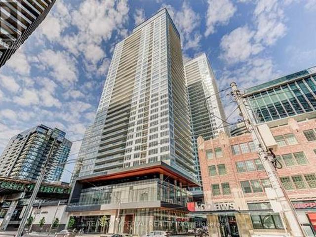 1211 19 Bathurst Street, Toronto, ON, M6A 2E1 lease for lease | Listing ID C13088 | Royal LePage