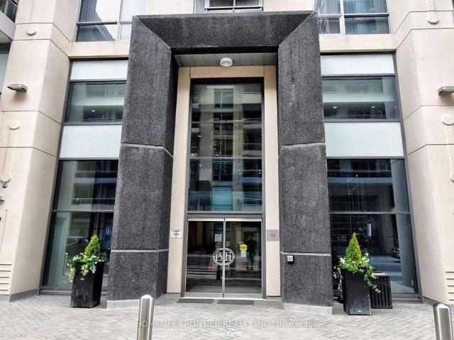 1211 9 Yonge Street, Richmond Hill | For Sale @ $489,000 | Condos. Ca