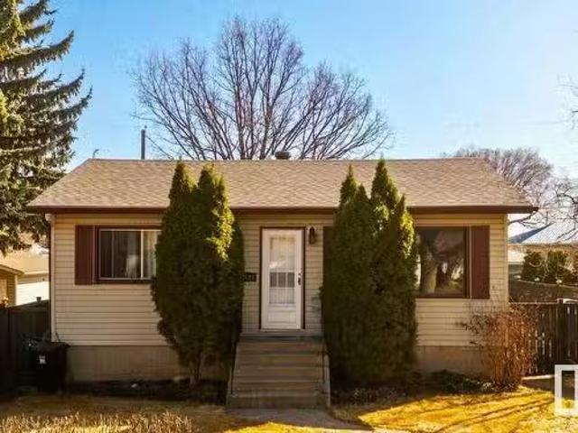 12121 39 Street, Edmonton, AB, T5W 2J9 house for sale Listi.