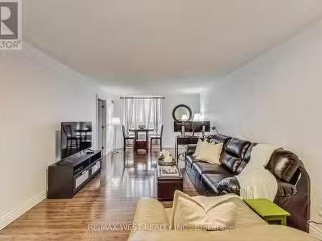 1212 1485 Lakeshore Road E, Mississauga, ON, L5E 3G2 condo.