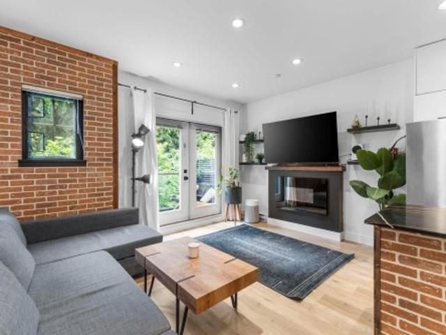121 3 Viewmount Drive, Port Moody, BC, V3H 2M1 townhouse for sale | Listing ID R3016 | Royal LePage