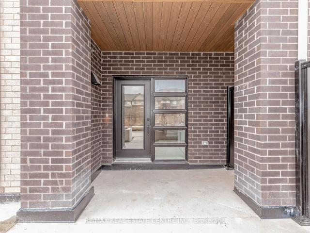 121 349 Wheat Boom Drive, Oakville | 2Beds/2Bath, Townhouse, $599,990 | Condos. Ca