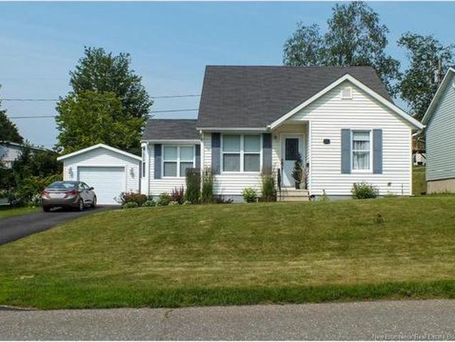 121 Creighton Street South, Woodstock, NB, E7M 1N4 house for sale | Listing ID NB143153 | Royal LePage