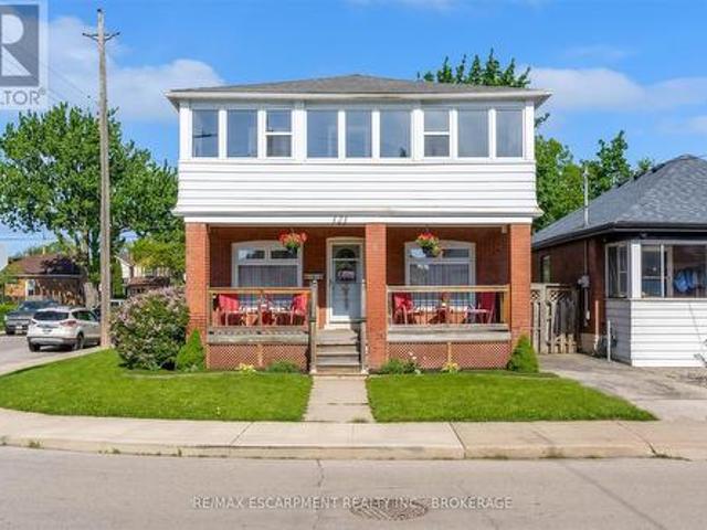 121 Edgemont Street N, Hamilton Crown Point, ON, L8H 4E2 investment for sale | Listing ID X13550 | Royal LePage