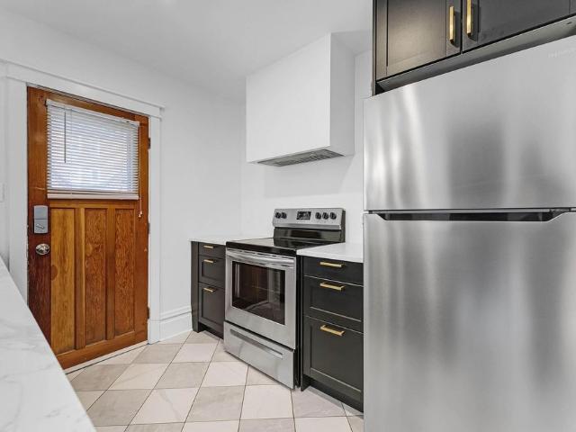 121 Hopewell Avenue