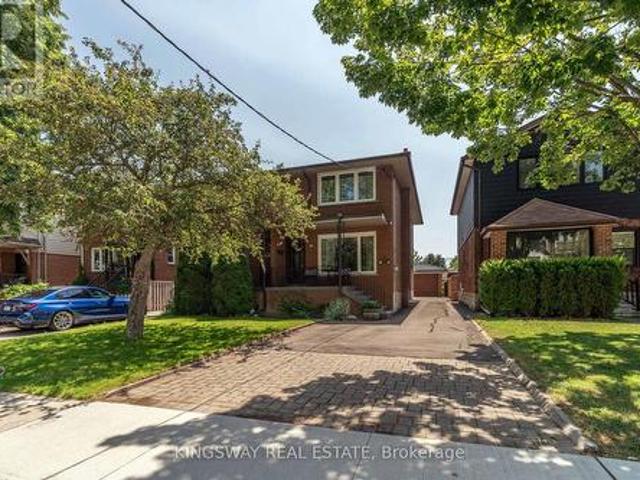 121 Lake Crescent, Toronto, ON, M8V 1W2 house for sale | Listing ID W13590 | Royal LePage