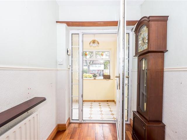 121 Shanliss Road, Santry, Dublin 9 Smith & Butler Estates 4942 MyHome. Ie Residential