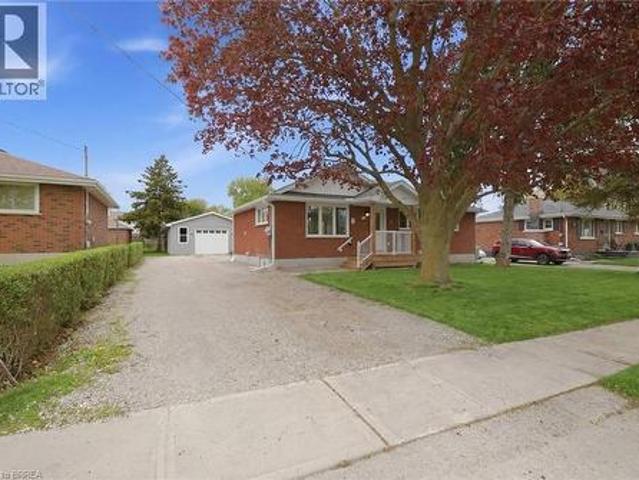 121 Silver Street, Paris, ON, N3L 1V2 investment for sale | Listing ID 40828 | Royal LePage