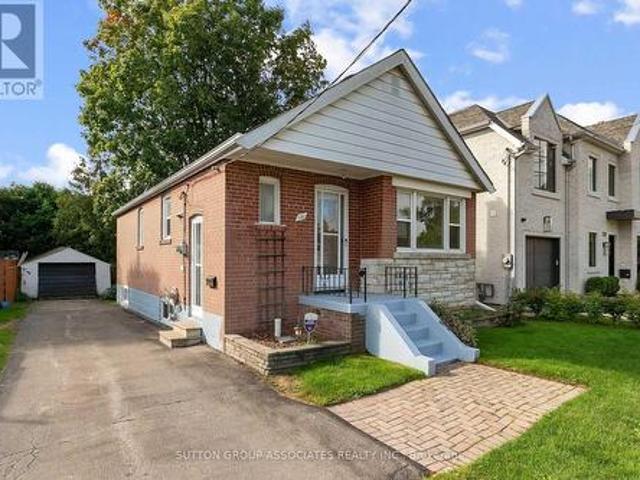 121 Yardley Avenue, Toronto, ON, M4B 2B3 house for lease | Listing ID E12928 | Royal LePage