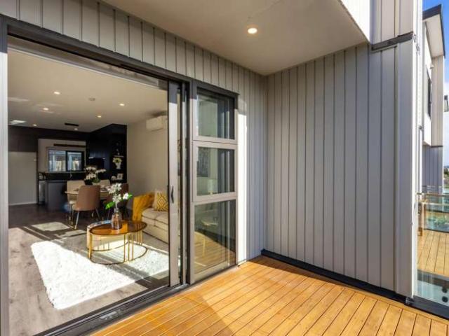 12/1B Egremont Street, Belmont, North Shore City