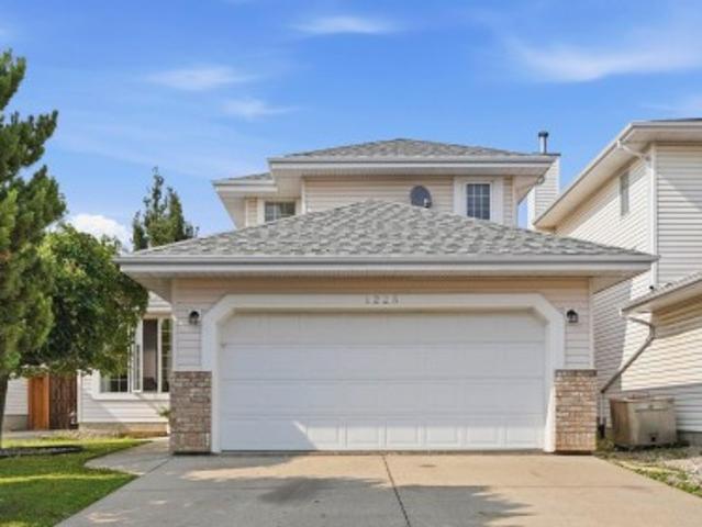 1225 Kane Wynd, Edmonton, AB, T6L 6X7 house for sale | Listing ID E4498 | Royal LePage
