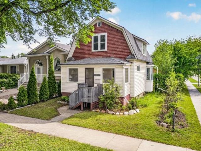 1220 Street, Edmonton, AB, T5G 1N1 house for sale | Listing ID E4494 | Royal LePage