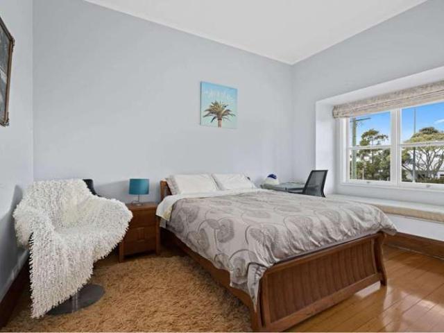 1/221 Onewa Road, 10868, North Shore City