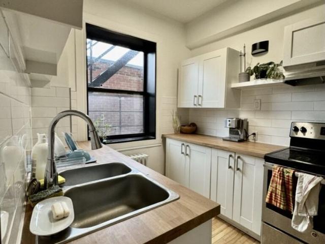 1221 Rue Rachel Est, Montreal, QC, Canada 1221 Rachel East
