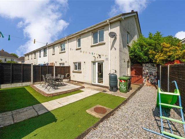 122 Castlecurragh Vale, Mulhuddart, Dublin 15 Ray Cooke Auctioneers Finglas 4944 MyHome. Ie Residential