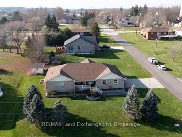 122 James Street, Arran Elderslie, ON, N0G 2N0 house for sale | Listing ID X13134 | Royal LePage