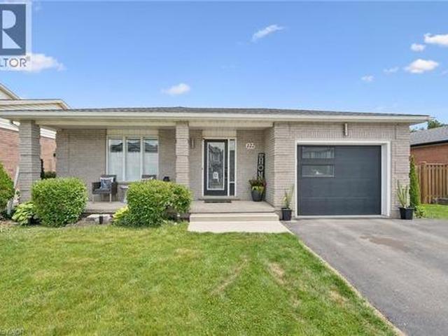 122 Lisbon Pines Drive, Cambridge, ON, N1R 8C7 house for sale | Listing ID 40840 | Royal LePage