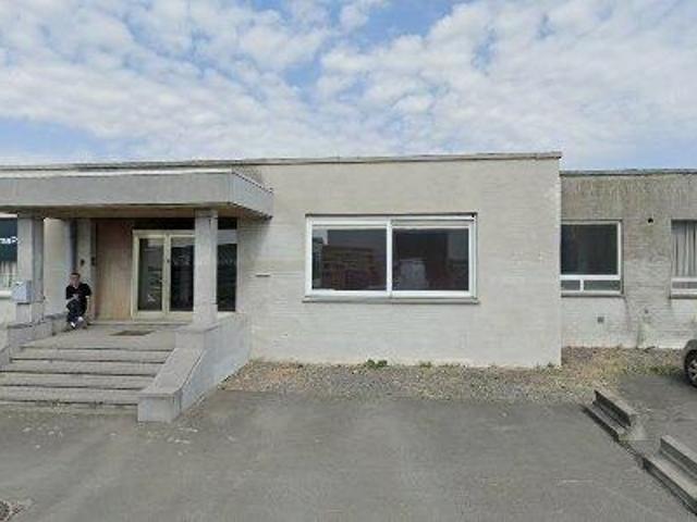 122 m2 warehouse for rent in Tielt
