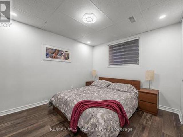 122 Malcolm Street, Essa, ON, L0M 1B0 house for lease | Listing ID N12595 | Royal LePage