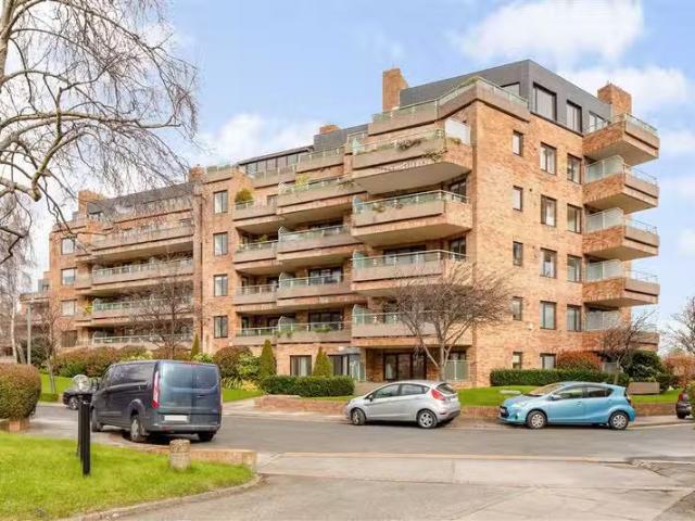 122 Merrion Village, Merrion Road, Merrion, Dublin 4