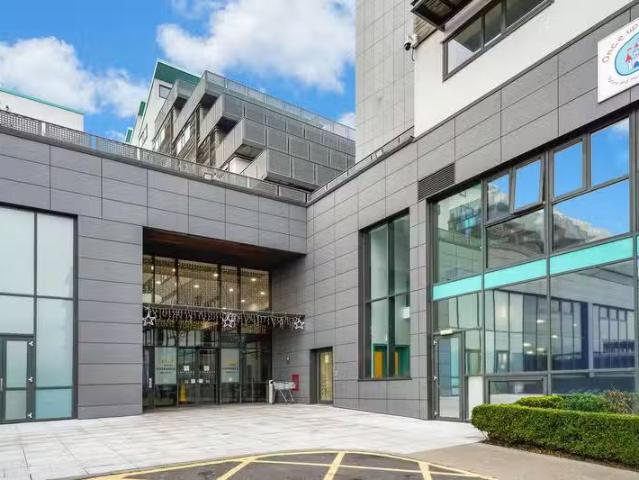 122 New Seskin Court, D24XH29, Tallaght, Dublin 24 is for sale