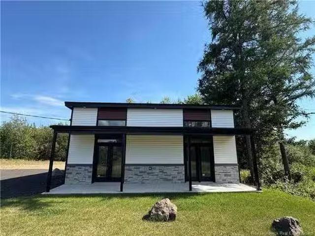 1236 Pleasant Dr, Minto, NB, E4B 2V8 house for sale Listing.