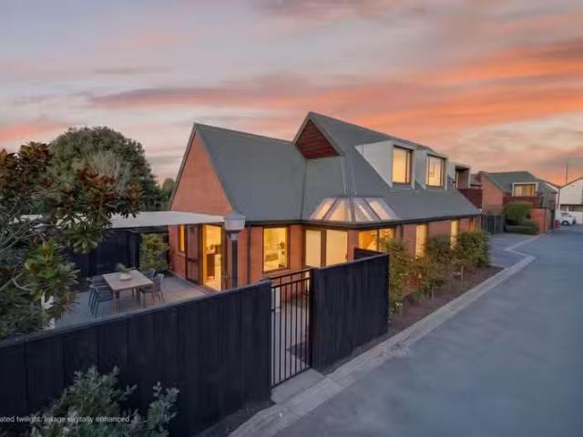 12/37 Cornwall Street, Saint Albans, NZ 8013 House for Sale