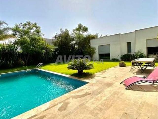 12385 Vente Villa à Bouskoura de 800 m²