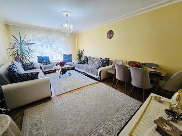 1238 Keçiören Köşkte 4.üst Katta 3+1 Bağımsız Satılık Daire