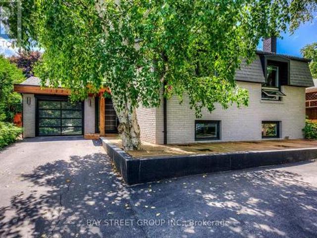 1238 Landfair Crescent, Oakville, ON, L6H 2N3 house for lease | Listing ID W13421 | Royal LePage