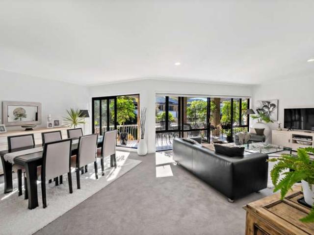 12/31 Green Lane East, Remuera, Auckland City
