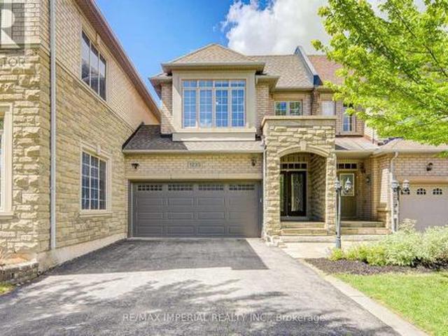 1233 Agram Drive, Oakville, ON, L6H 7P1 house for sale | Listing ID W13472 | Royal LePage