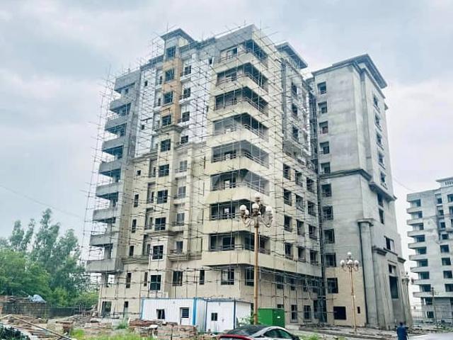 1233 Square Feet Flat In Zarkon Heights Is Available