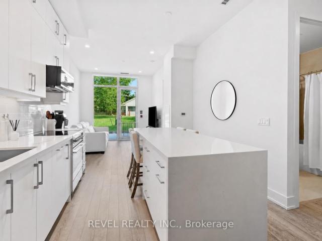 123 2075 King Road, King City | 1+1Beds/2Bath, Condo, $595,000 | Condos. Ca