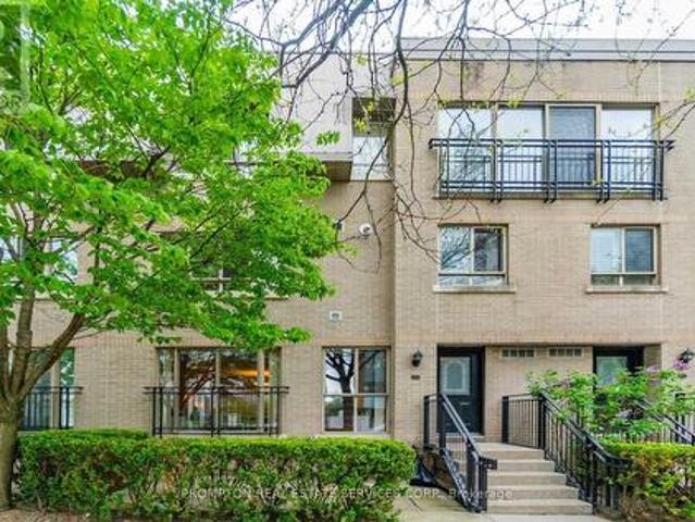 123 38 Hollywood Avenue, Toronto, ON, M2N 6S5 townhouse for lease | Listing ID C13429 | Royal LePage