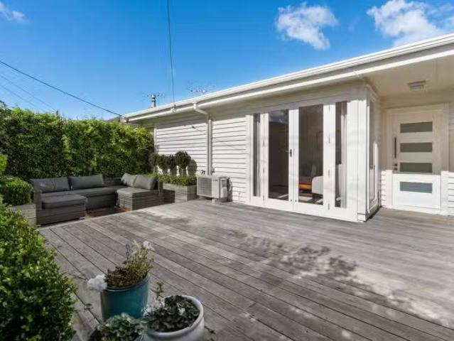 1/23 Appleyard Crescent, Meadowbank, Auckland City For Sale