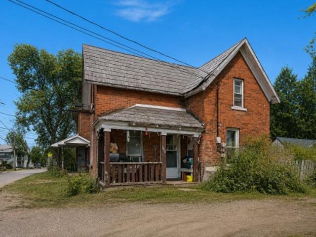 123 Rue Centre, Shawville, QC, J0X 2Y0 house for sale | Listing ID 14622 | Royal LePage