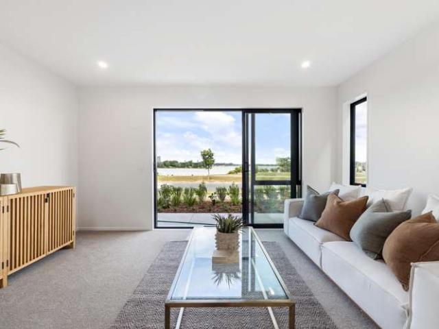 123 Waituarua Drive, Conifer Grove, Papakura