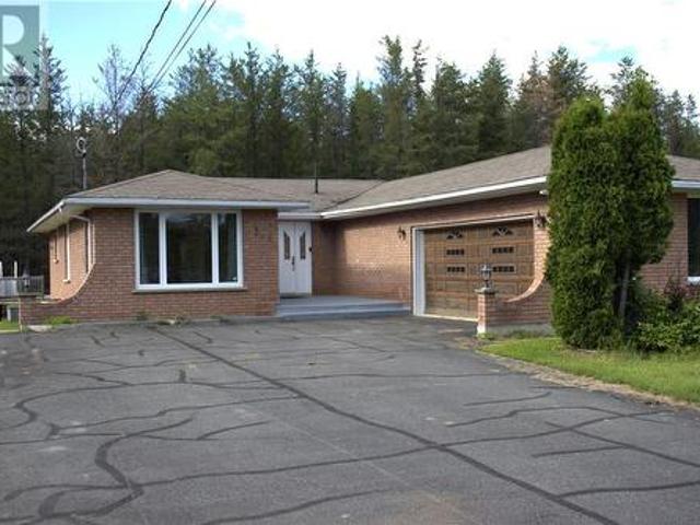 1244 Gravel Drive, Hanmer, ON, P3P 1R8 house for sale | Listing ID 2128 | Royal LePage
