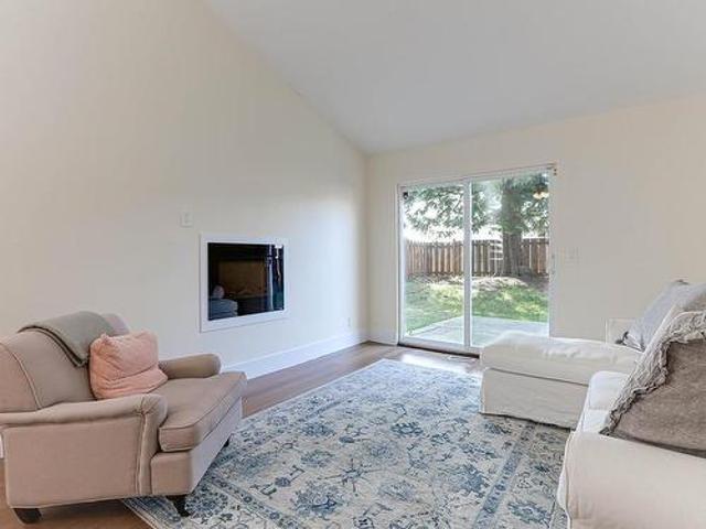 1245 B Avenue, Surrey, BC, V3W 7W6 house for sale | Listing ID R2985 | Royal LePage