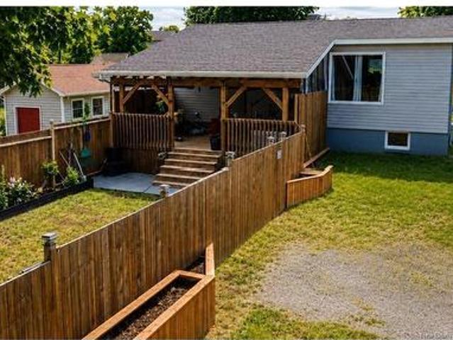 1245 St Theresa Cres, Bathurst, NB, E2A 1K2 house for sale | Listing ID NB143116 | Royal LePage