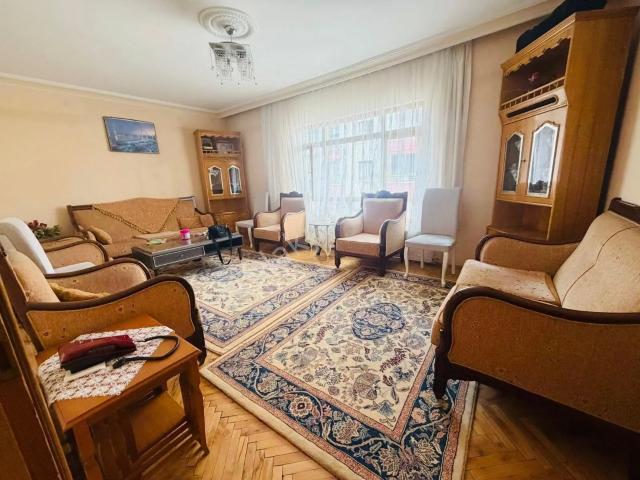 1247 Keçiören Bademlikte 2.orta Katta Satılık Boş Daire