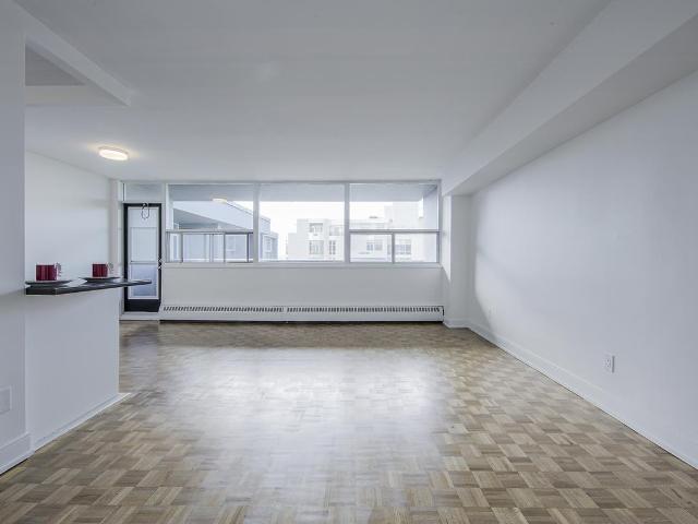 1249 North Shore Boulevard, East 2 Bedroom Apartment for Rent at 1249 North Shore Blvd E, Burlington, ON L7S 1C4 Maple
