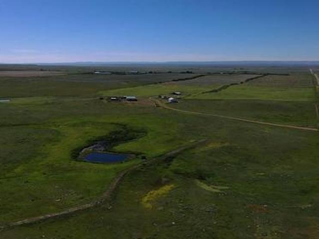 12425 Range Road 30, Rural Cypress County, AB, T0J 1V0 house for sale | Listing ID A2193 | Royal LePage