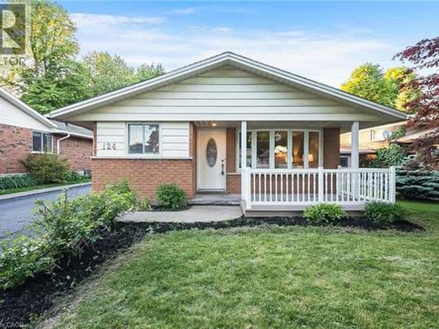 124 Dunsmere Drive, Kitchener, ON, N2E 1V7 house for sale | Listing ID 40836 | Royal LePage