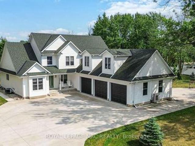 124 Holloway Bay Road, Fort Erie Point Abino, ON, L0S 1R0 Luxury House for sale | Listing ID X13601 | Royal LePage Carriage Trade Luxury Properties