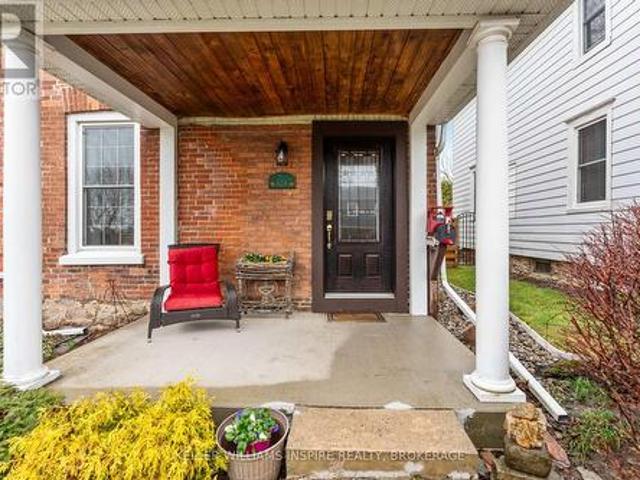 124 John Street, Gananoque, ON, K7G 1A5 house for sale | Listing ID X13010 | Royal LePage